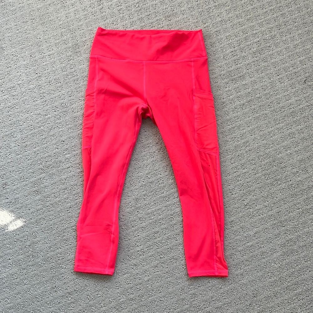 Fabletics Powerhold BRIGHT pink leggings